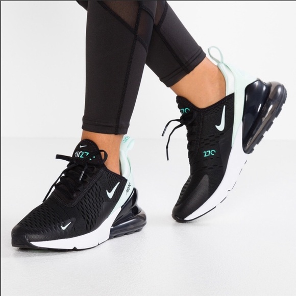 NWT Nike Air Max 270 - Picture 2 of 8